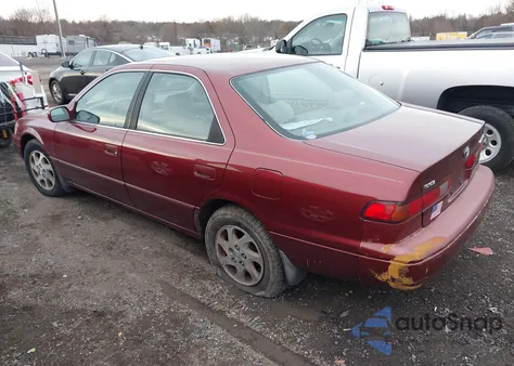 1999 Toyota Camry Xle V6 z USA, uszkodzony, nr VIN JT2BF28K1X0191598